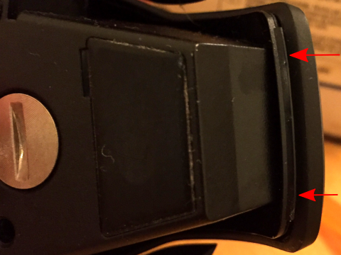 Plastic catch across the width of the back of the top shell which needs to be eased off to remove the top shell of the Corsair M40 raptor mouse